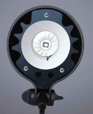 如何將鹵素臺燈轉換為LED光源